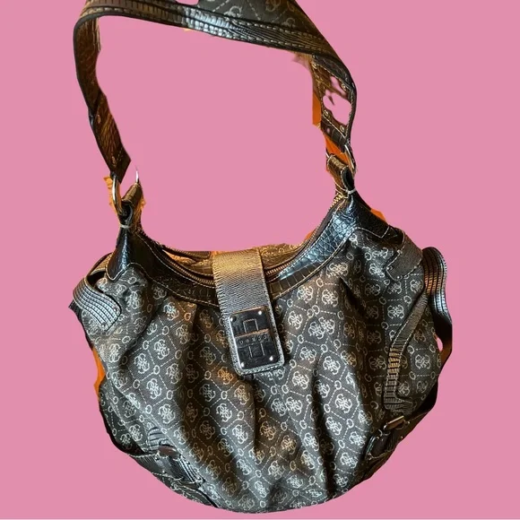 Vintage Guess Purse - Picture 4 of 4